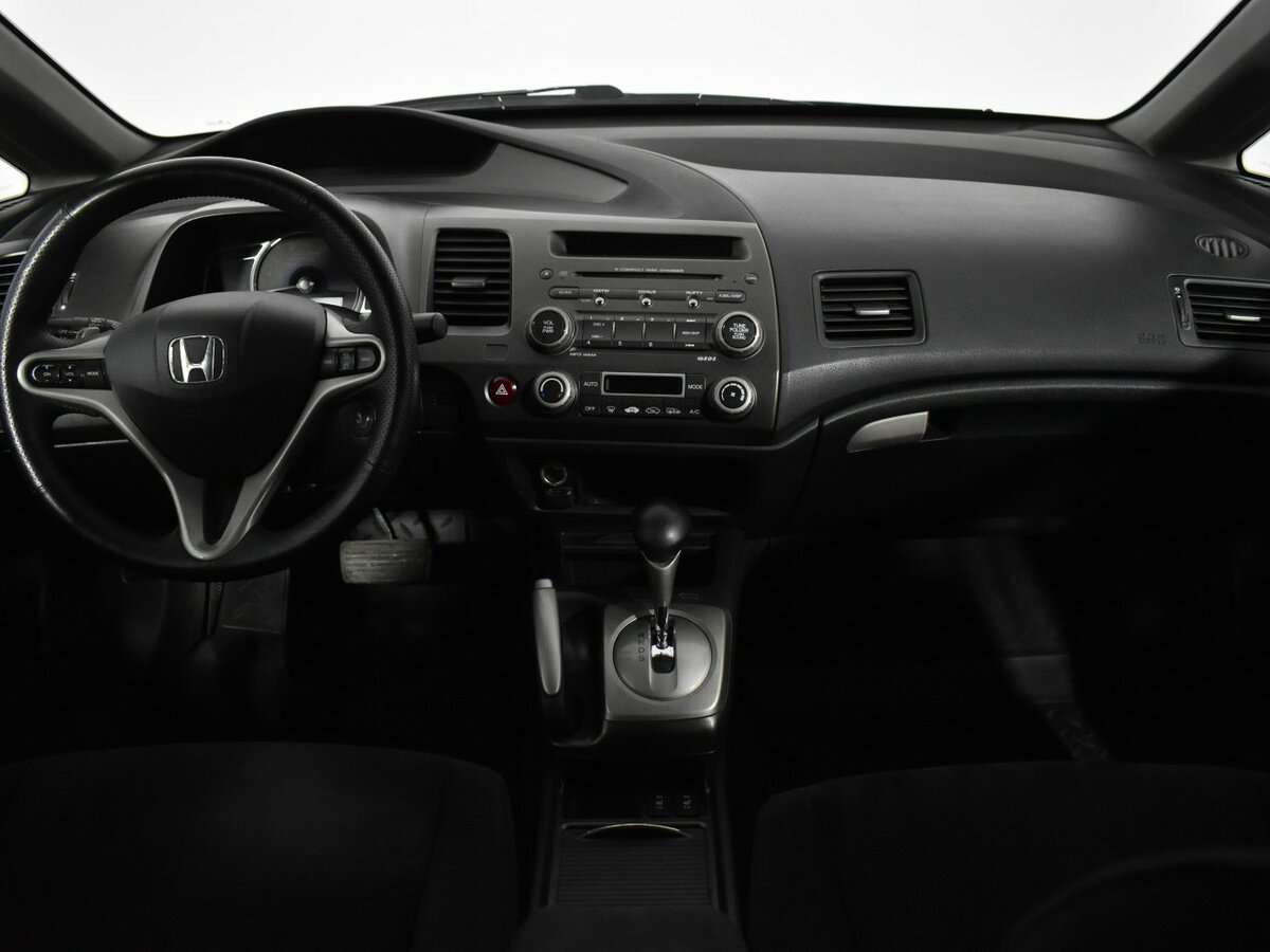 Honda Civic 2009 года с пробегом. Фото: #10