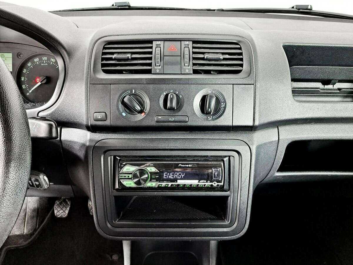 Skoda Fabia 2011 года с пробегом. Фото: #12