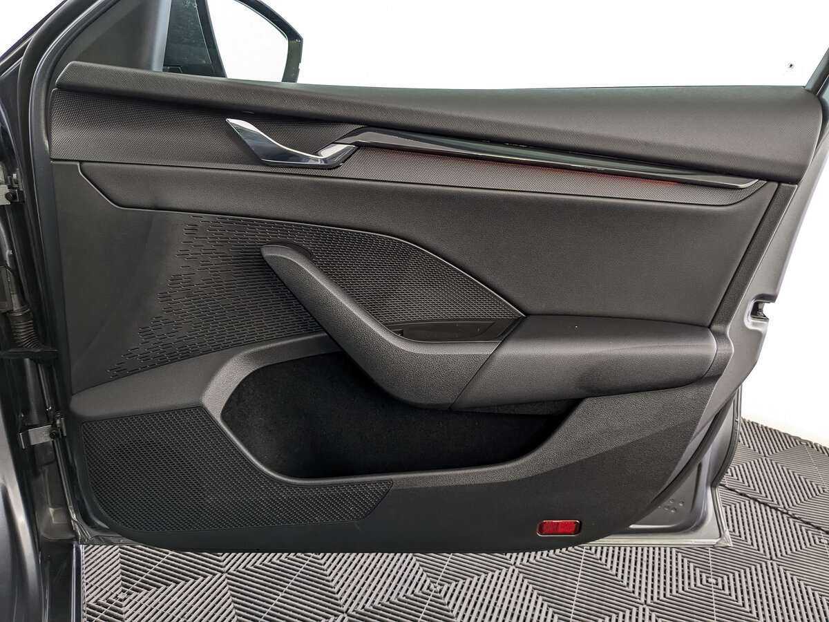 Skoda Octavia 2021 года с пробегом. Фото: #18