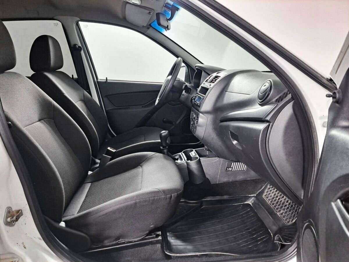 Lada (ВАЗ) Granta 2018 года с пробегом. Фото: #8