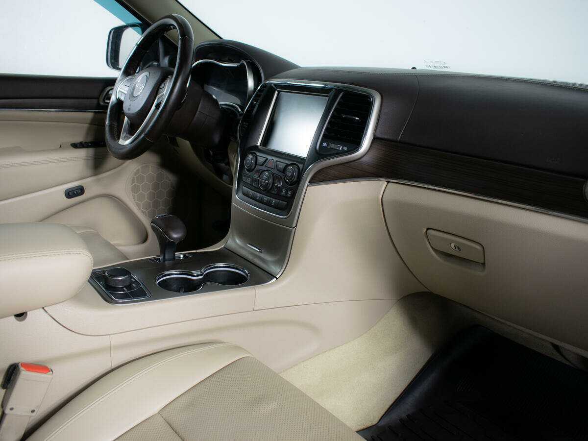Jeep Grand Cherokee 2013 года с пробегом. Фото: #8
