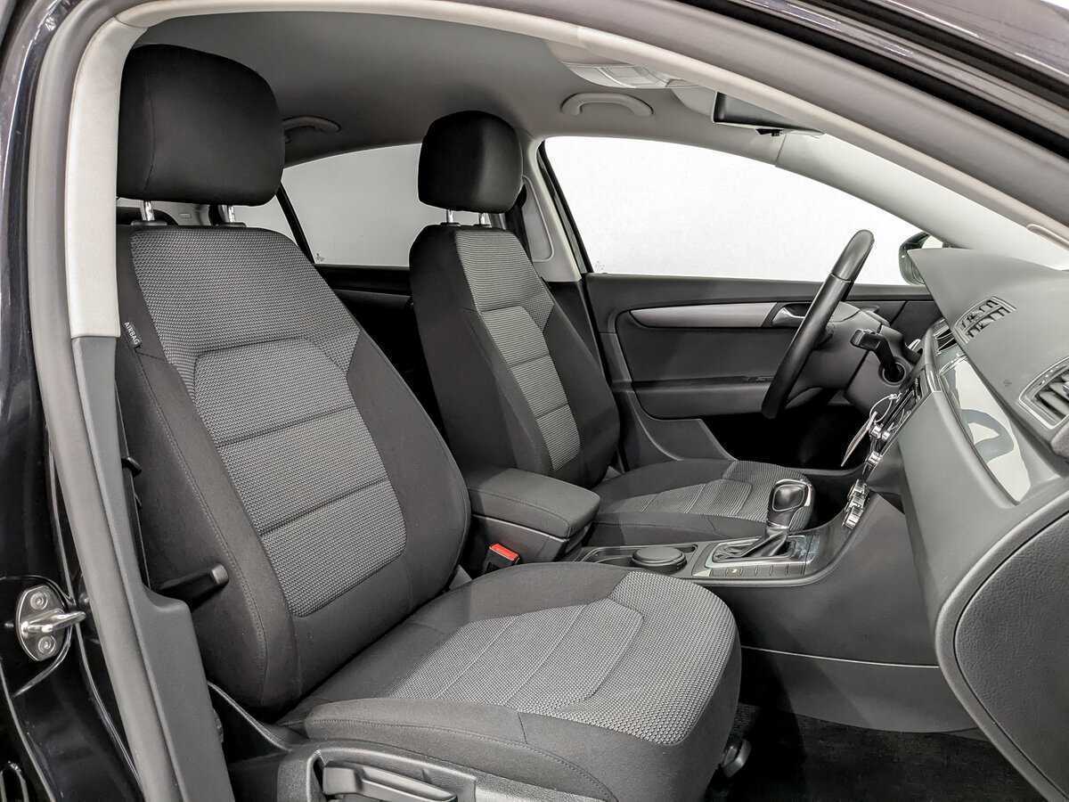 Volkswagen Passat 2012 года с пробегом. Фото: #20