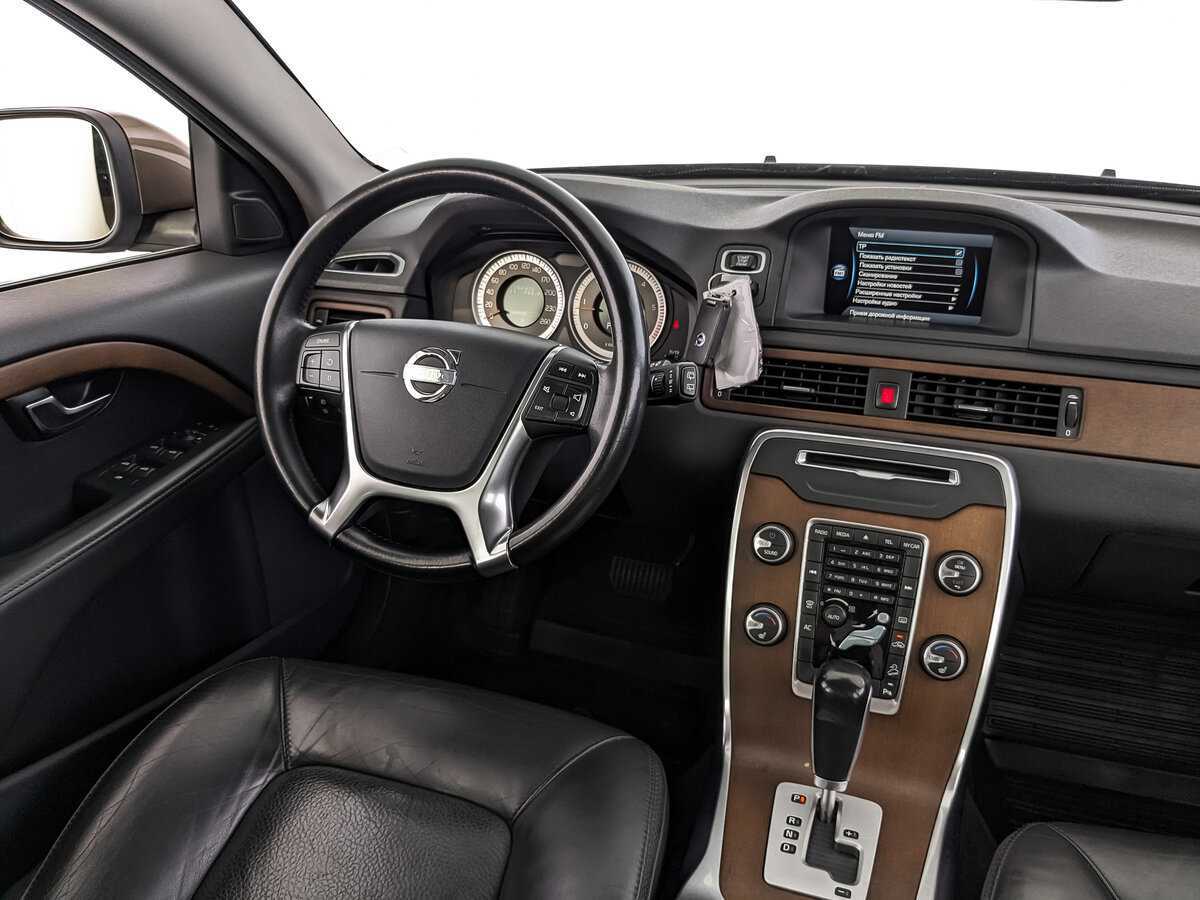 Volvo XC70 2011 года с пробегом. Фото: #16