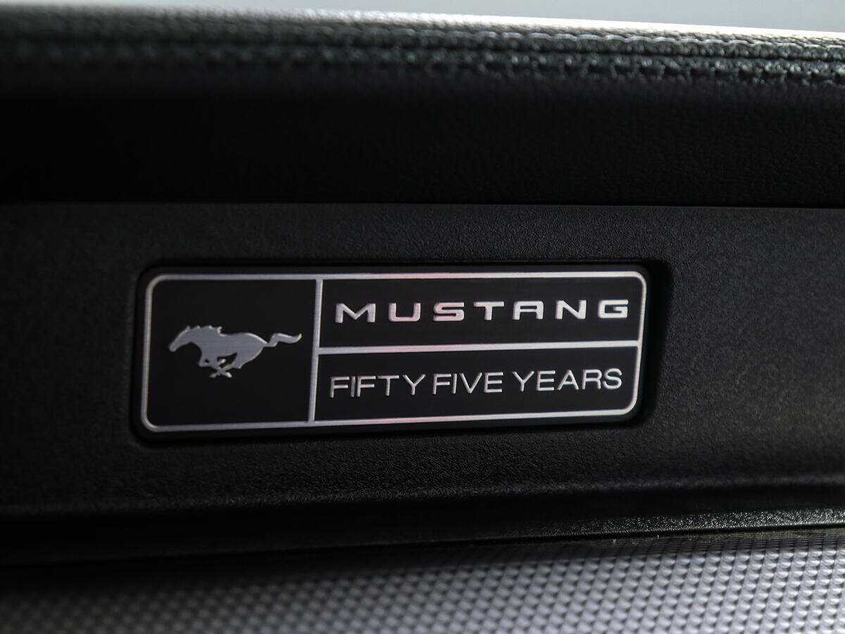 Ford Mustang 2020 года с пробегом. Фото: #16