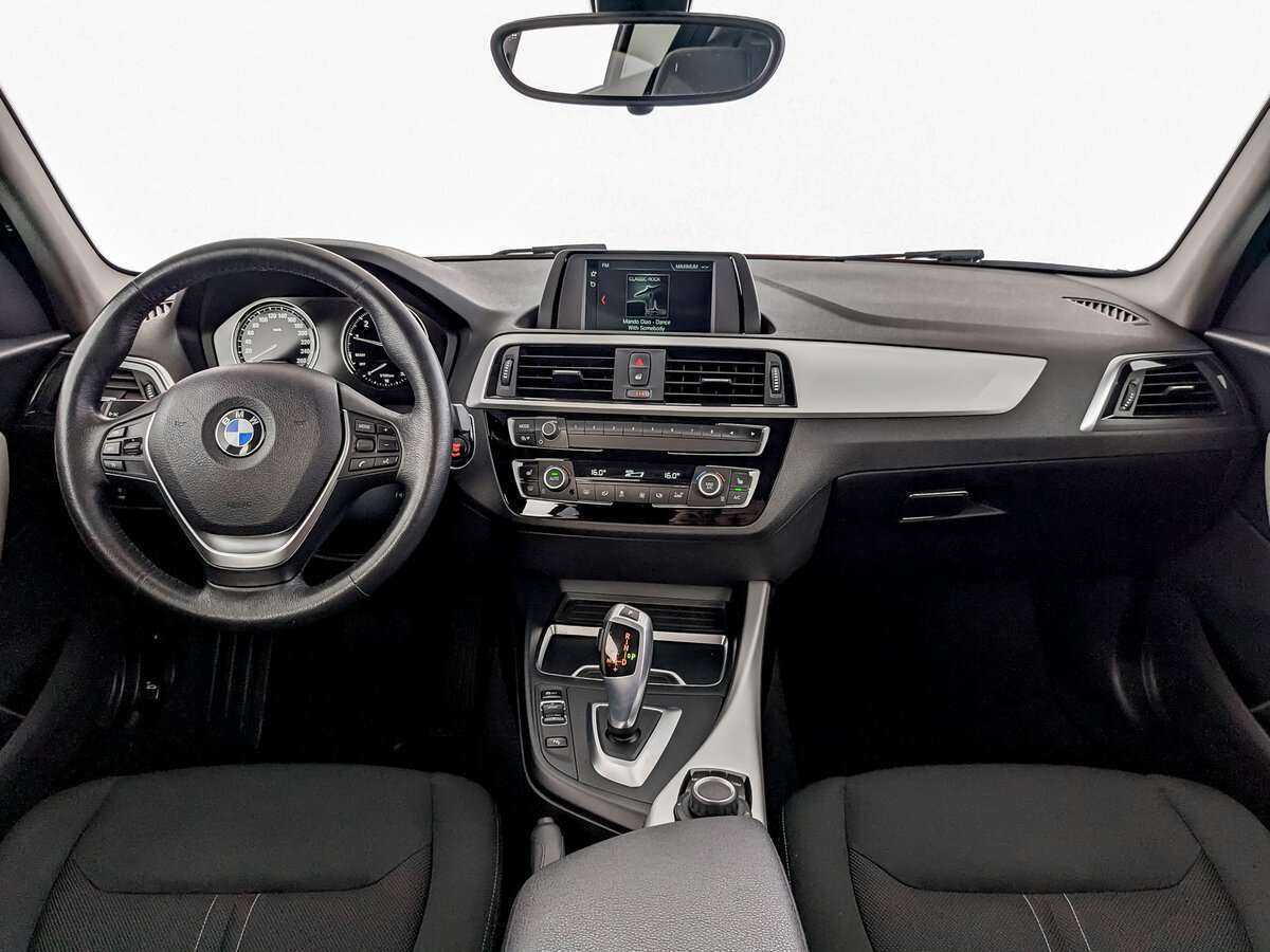 BMW 1 серии 2017 года с пробегом. Фото: #11