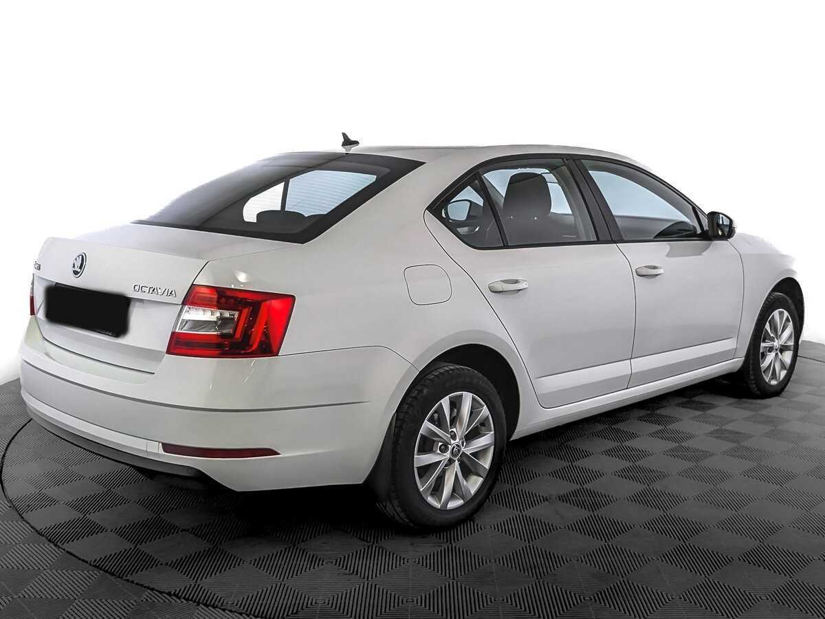 Skoda Octavia 2019 года с пробегом. Фото: #4