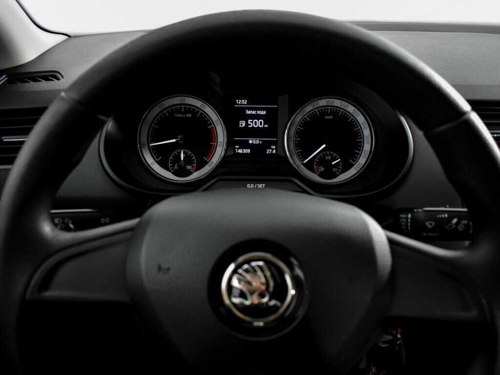 Skoda Octavia 2019 года с пробегом. Фото: #12