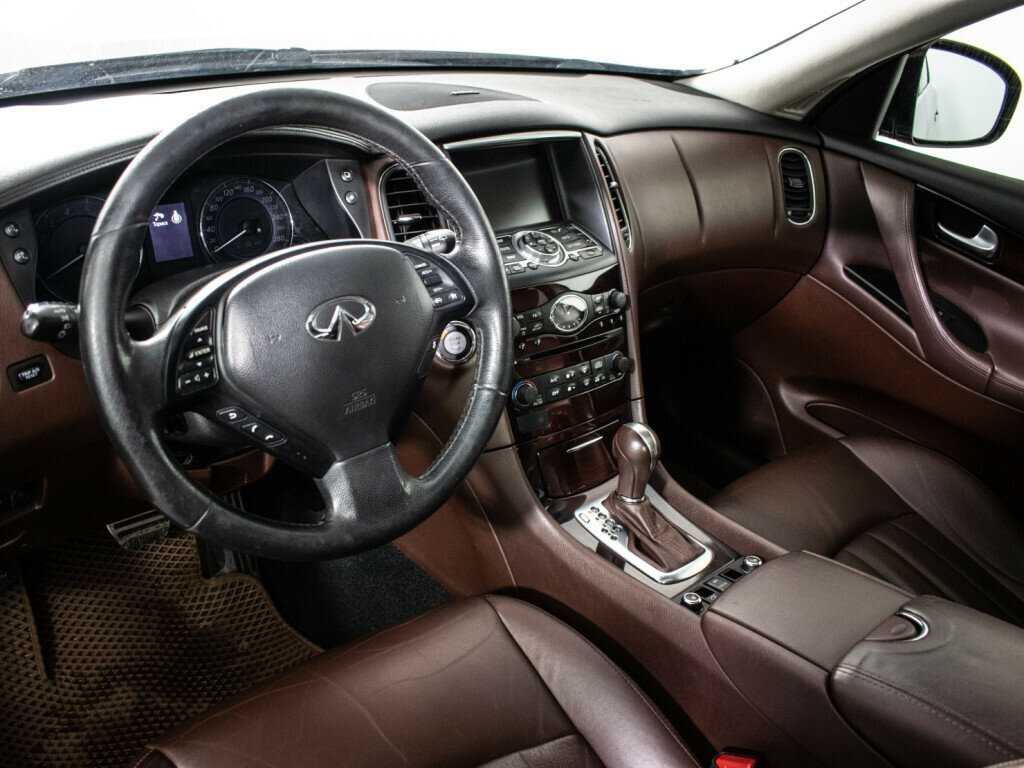 Infiniti EX 2012 года с пробегом. Фото: #11
