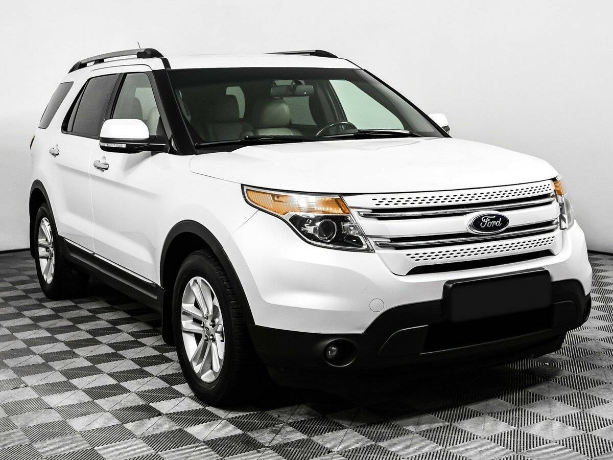 Ford Explorer 2012 года с пробегом. Фото: #2