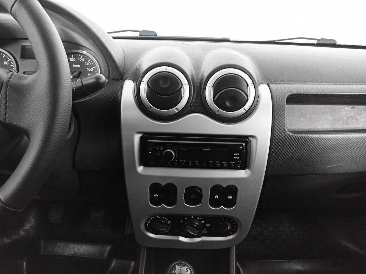 Renault Logan 2014 года с пробегом. Фото: #12