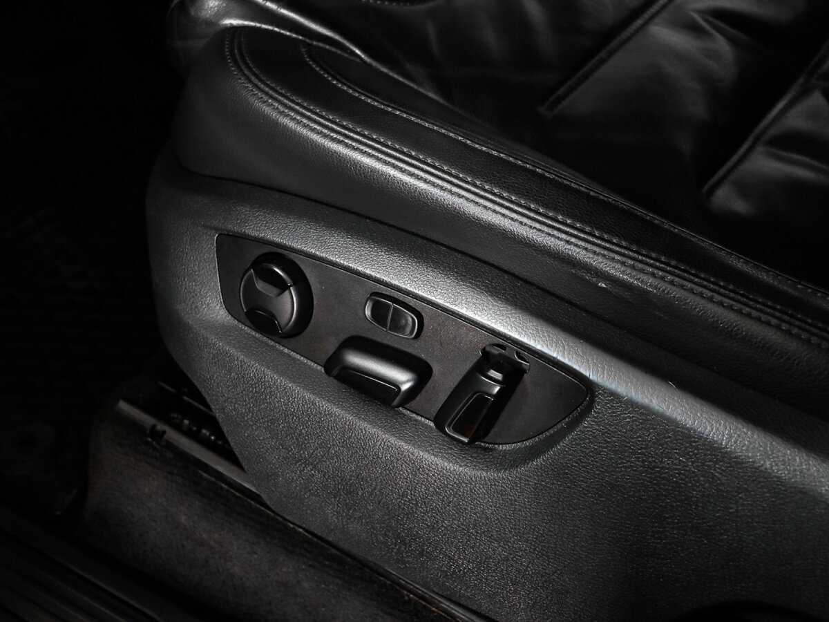 Volkswagen Touareg 2012 года с пробегом. Фото: #9