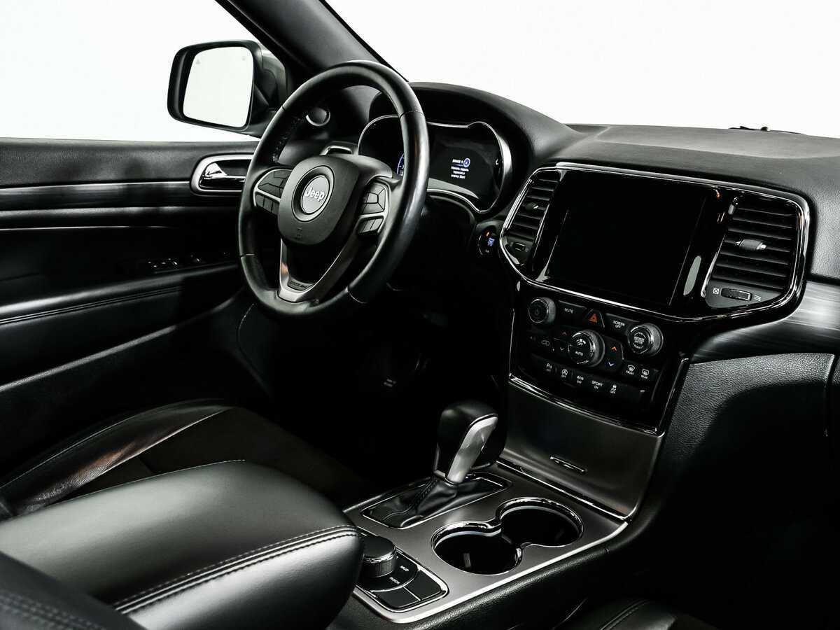 Jeep Grand Cherokee 2020 года с пробегом. Фото: #8
