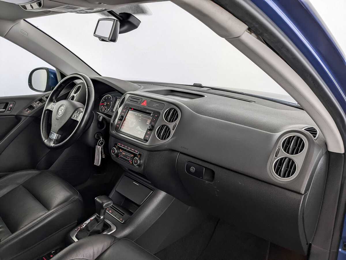 Volkswagen Tiguan 2010 года с пробегом. Фото: #10