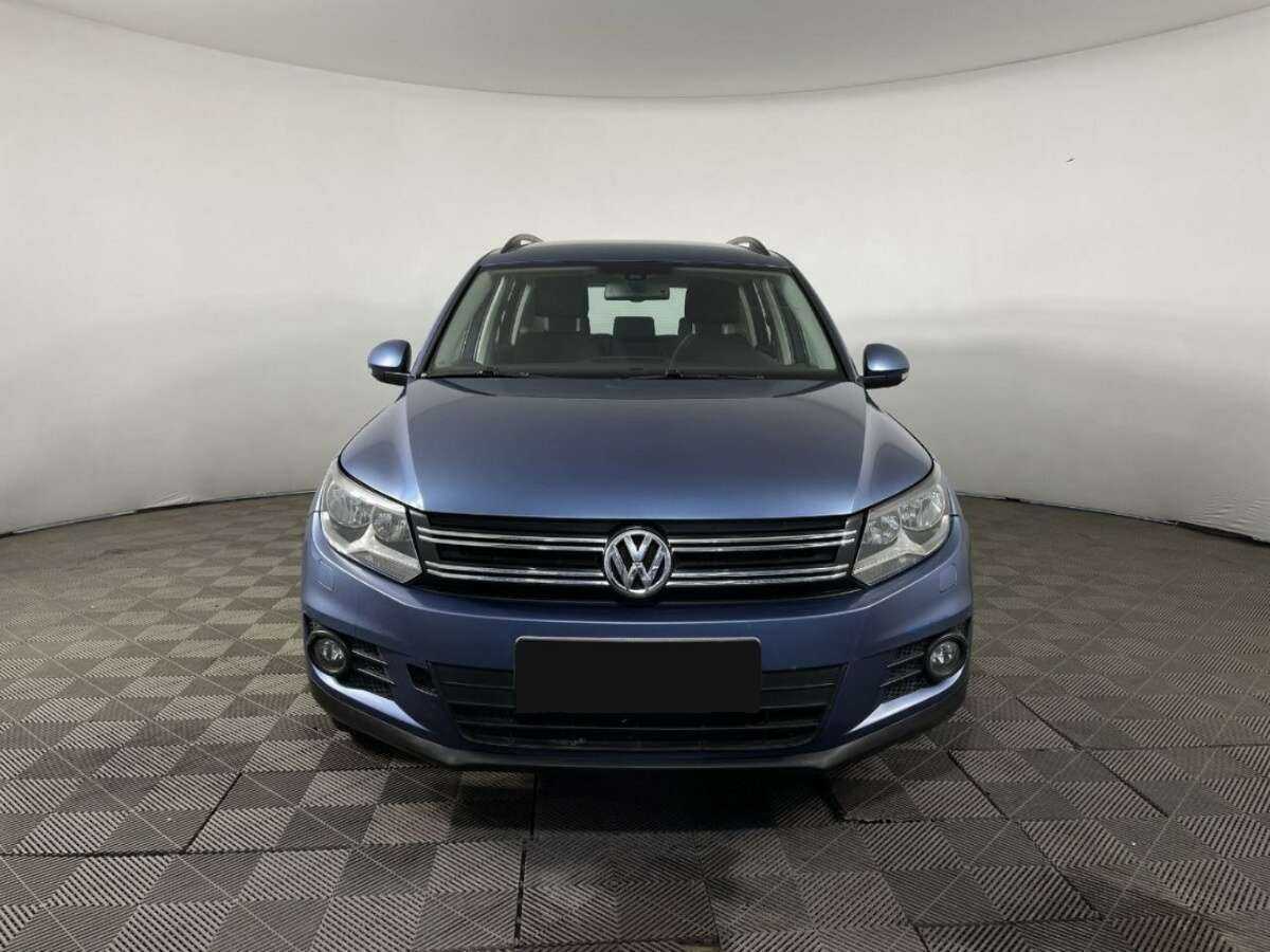 Volkswagen Tiguan 2011 года с пробегом. Фото: #1