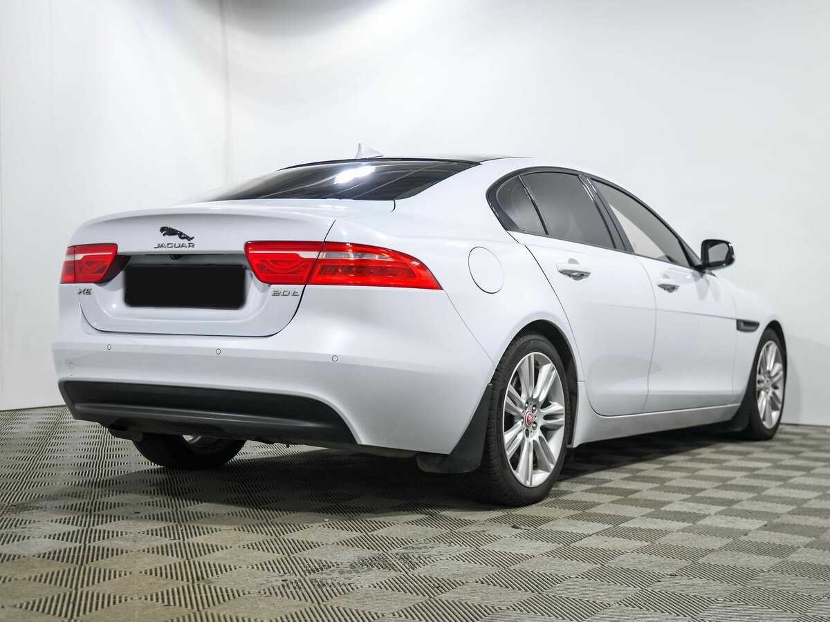 Jaguar XE 2015 года с пробегом. Фото: #3