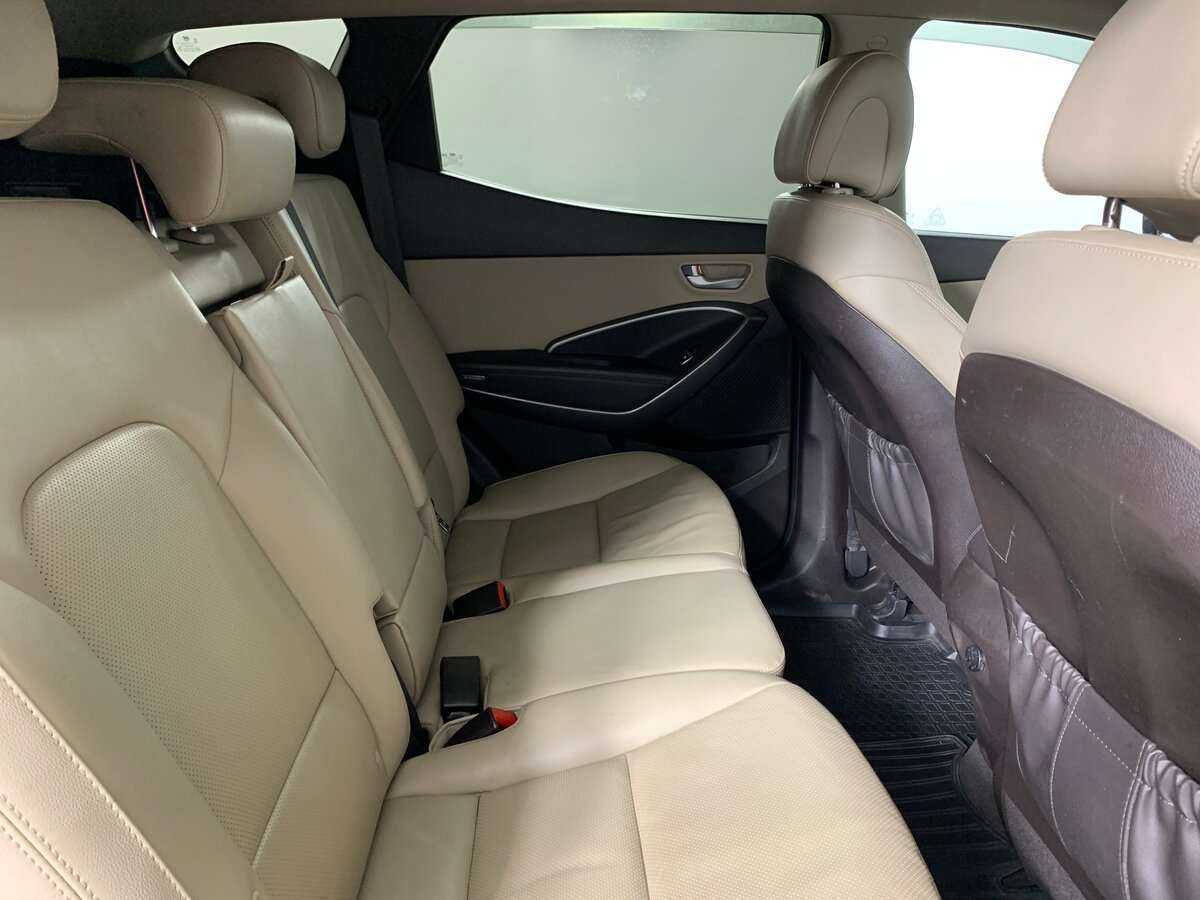 Hyundai Santa Fe 2017 года с пробегом. Фото: #14