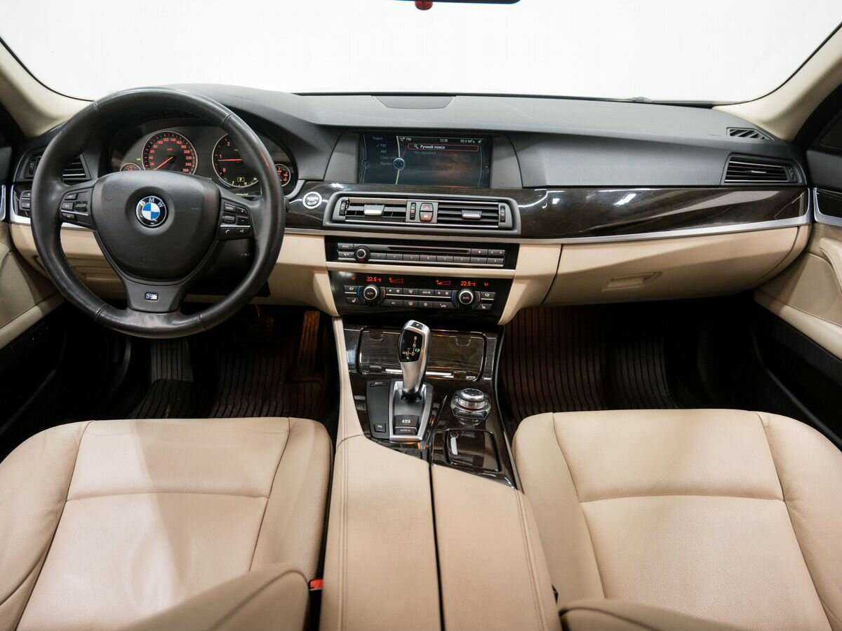 BMW 5 серии 2011 года с пробегом. Фото: #9
