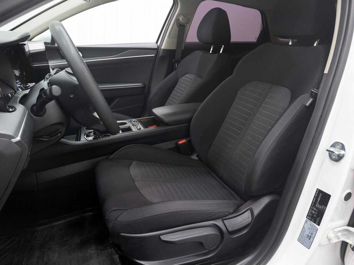 Kia K5 2021 года с пробегом. Фото: #9