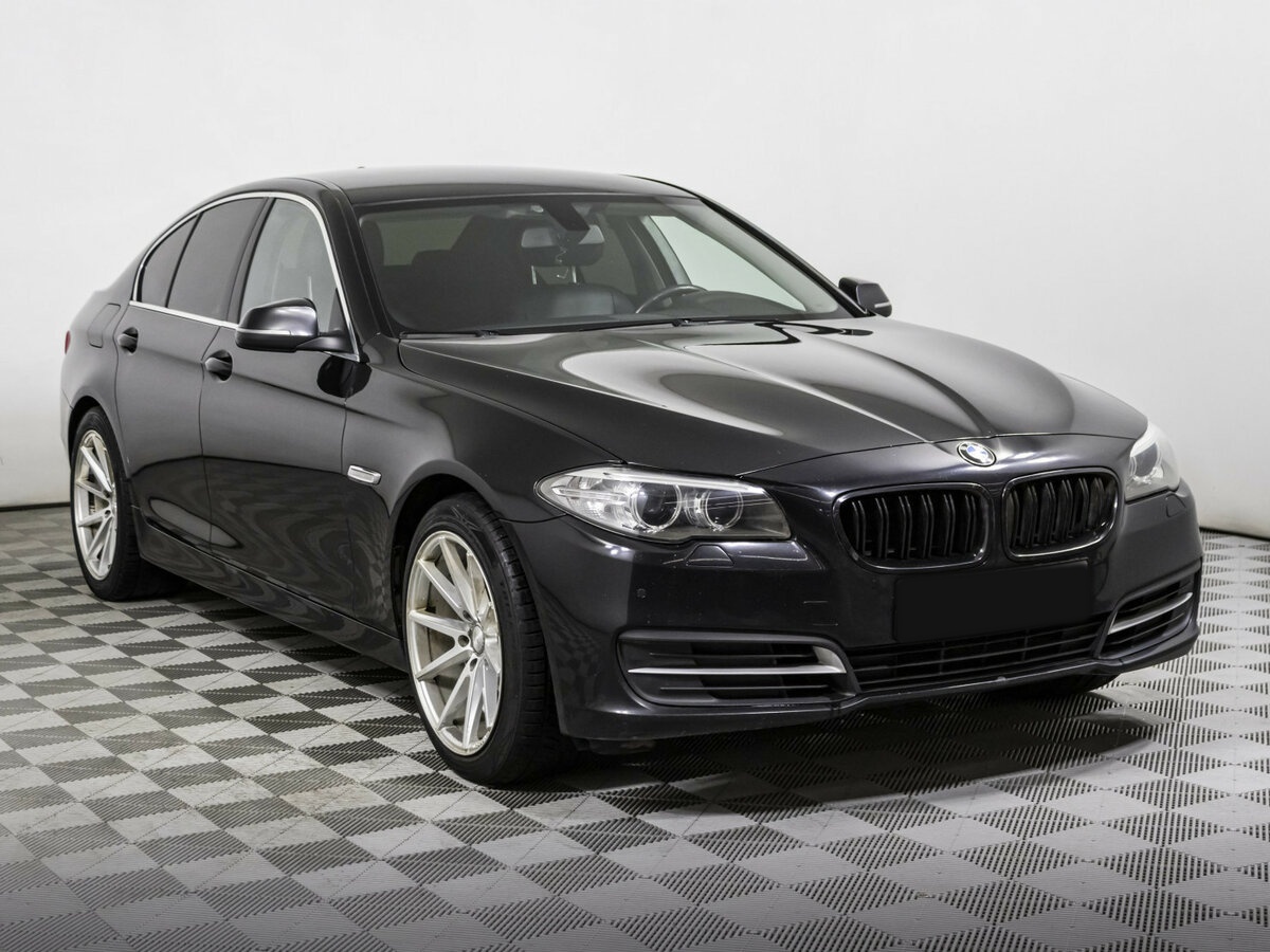 BMW 5 серии 2015 года с пробегом. Фото: #2