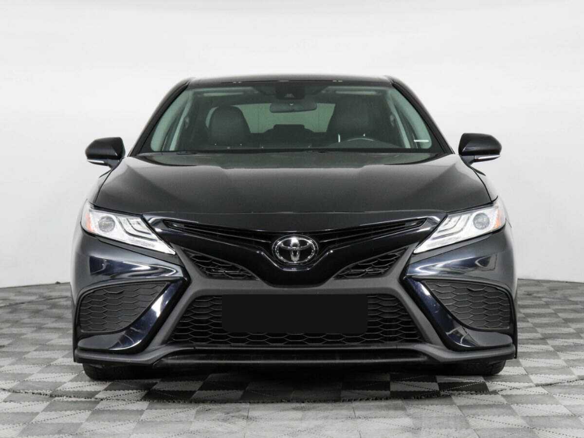 Toyota Camry 2022 года с пробегом. Фото: #1