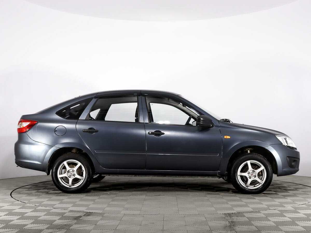 Lada (ВАЗ) Granta 2015 года с пробегом. Фото: #3