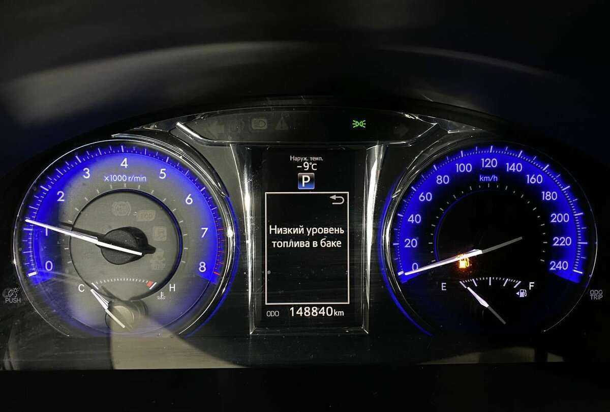 Toyota Camry 2017 года с пробегом. Фото: #9