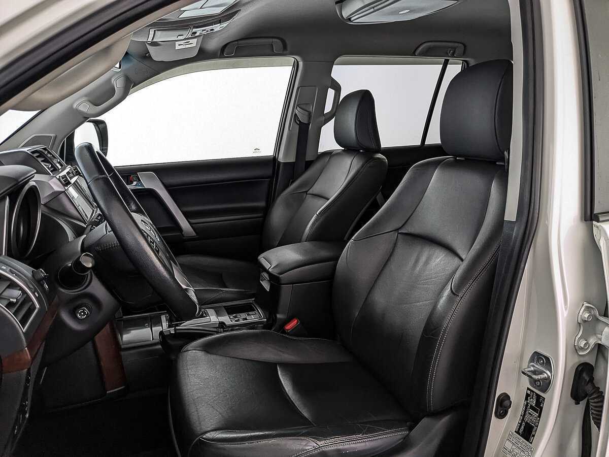 Toyota Land Cruiser Prado 2017 года с пробегом. Фото: #19