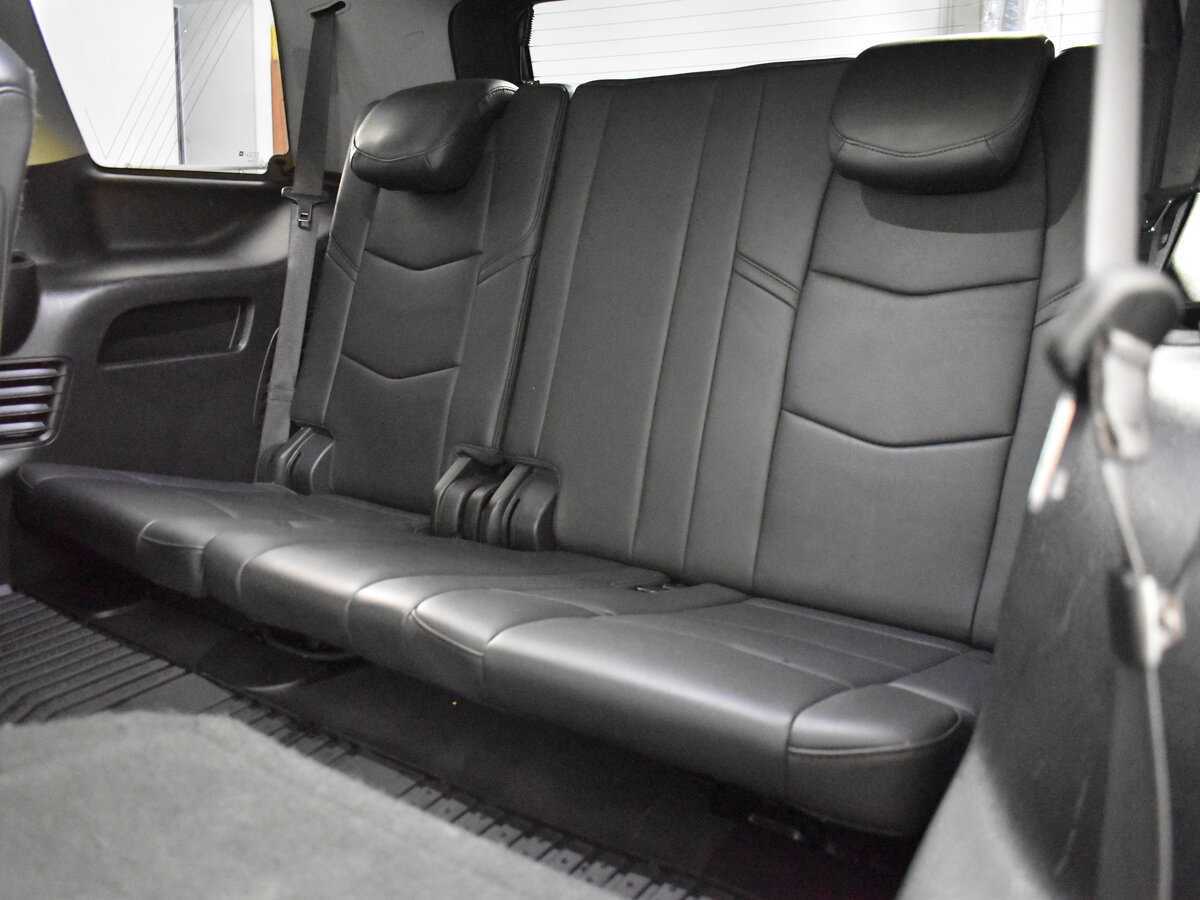 Cadillac Escalade 2018 года с пробегом. Фото: #9