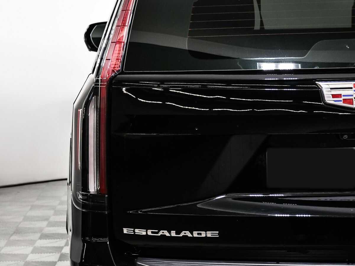 Cadillac Escalade-V 2022 года с пробегом. Фото: #26