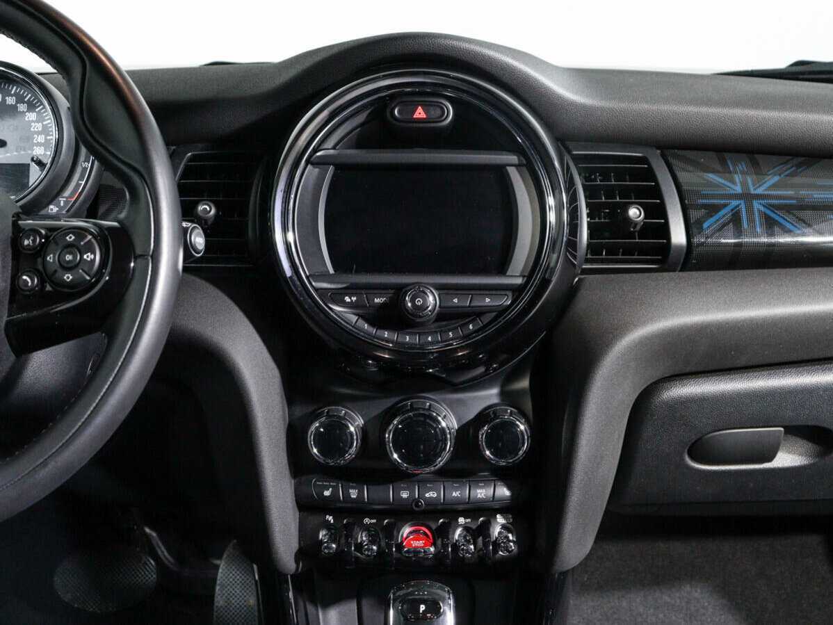 Mini Hatch 2018 года с пробегом. Фото: #12