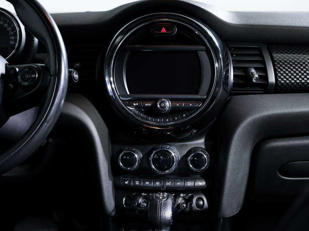 Mini Hatch 2016 года с пробегом. Фото: #12