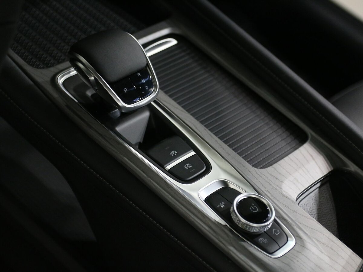 Chery Arrizo 8 2024 года с пробегом. Фото: #11