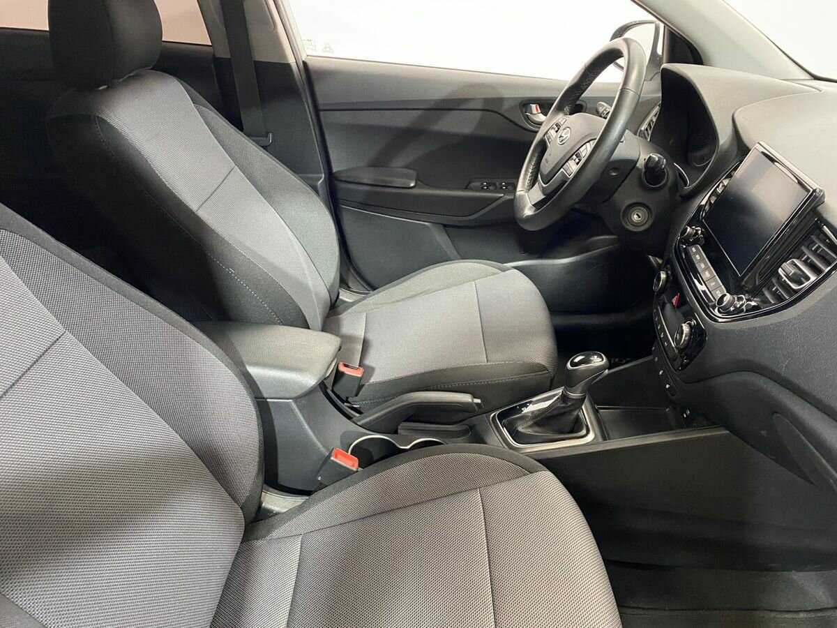 Hyundai Solaris 2020 года с пробегом. Фото: #9