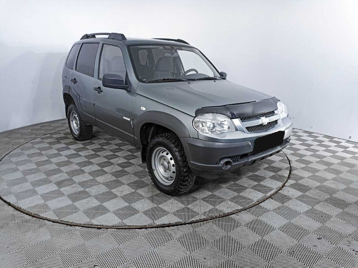 Chevrolet Niva 2012 года с пробегом. Фото: #2