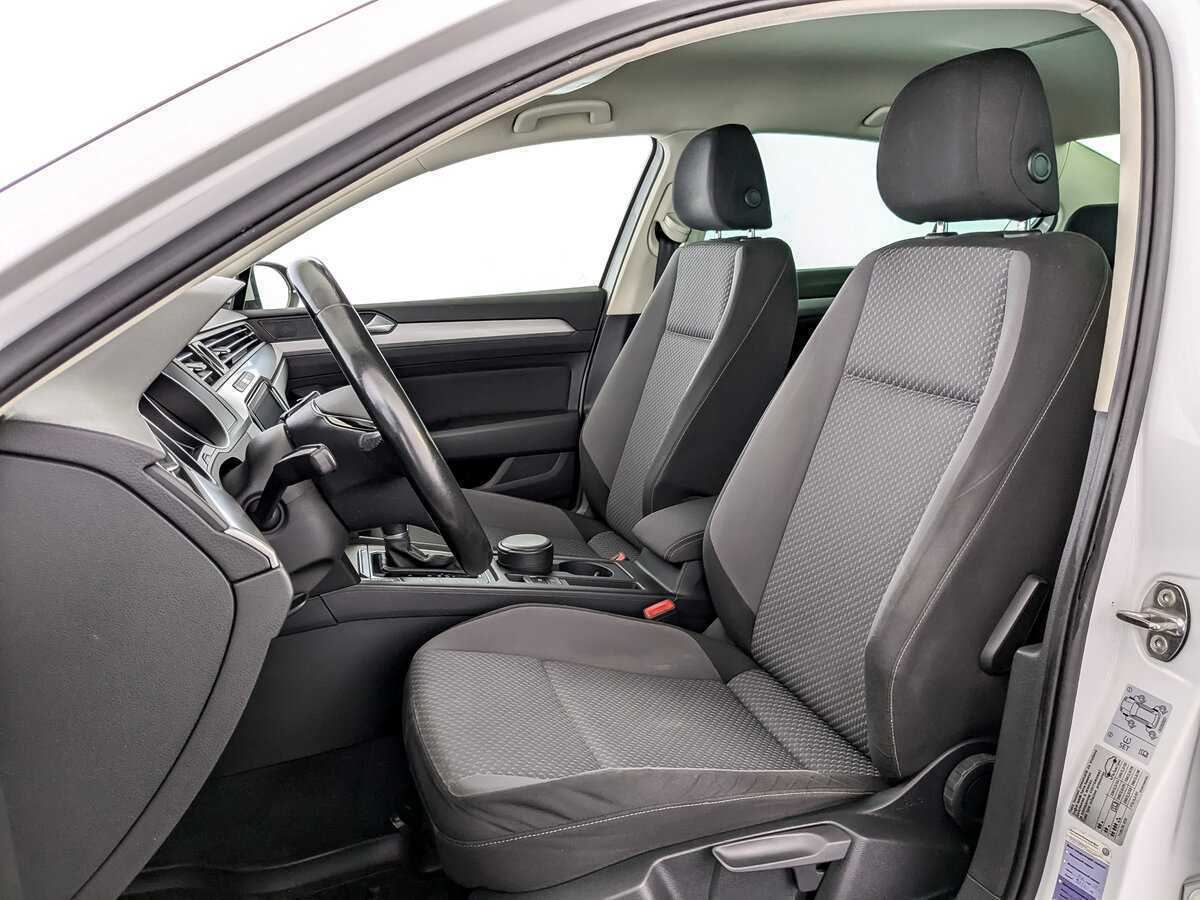 Volkswagen Passat 2016 года с пробегом. Фото: #17