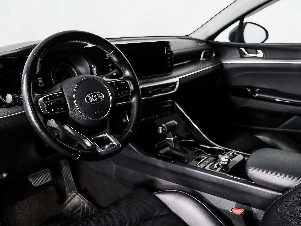 Kia K5 2021 года с пробегом. Фото: #8