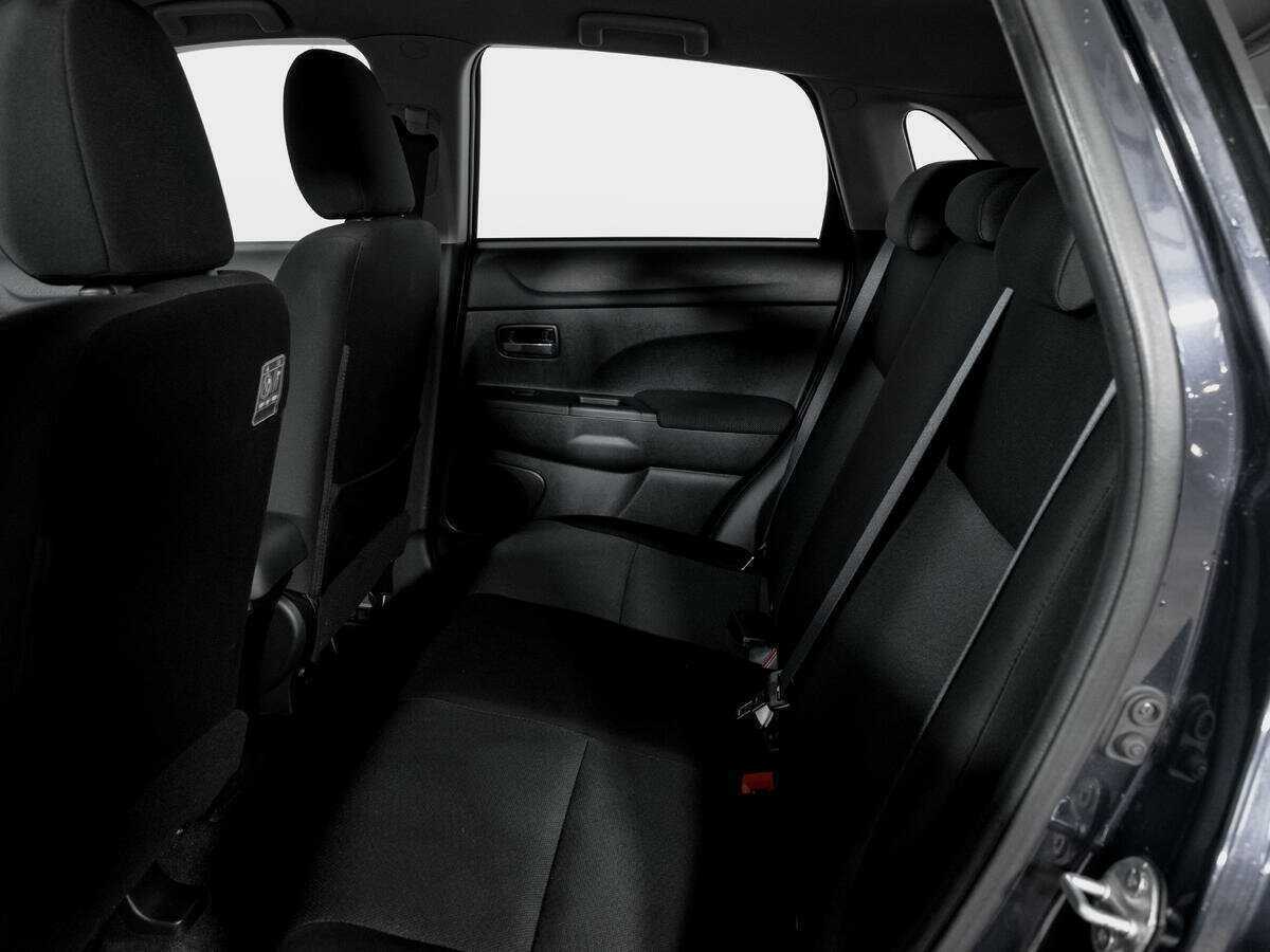 Mitsubishi ASX 2011 года с пробегом. Фото: #9