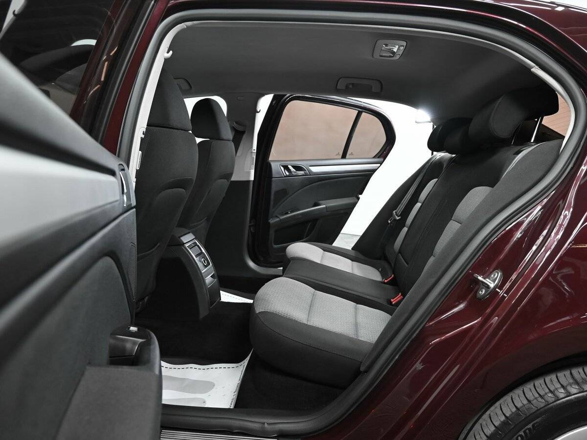 Skoda Superb 2009 года с пробегом. Фото: #12