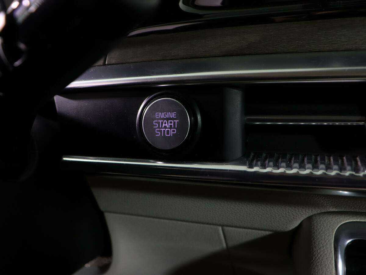 Kia K5 2021 года с пробегом. Фото: #17