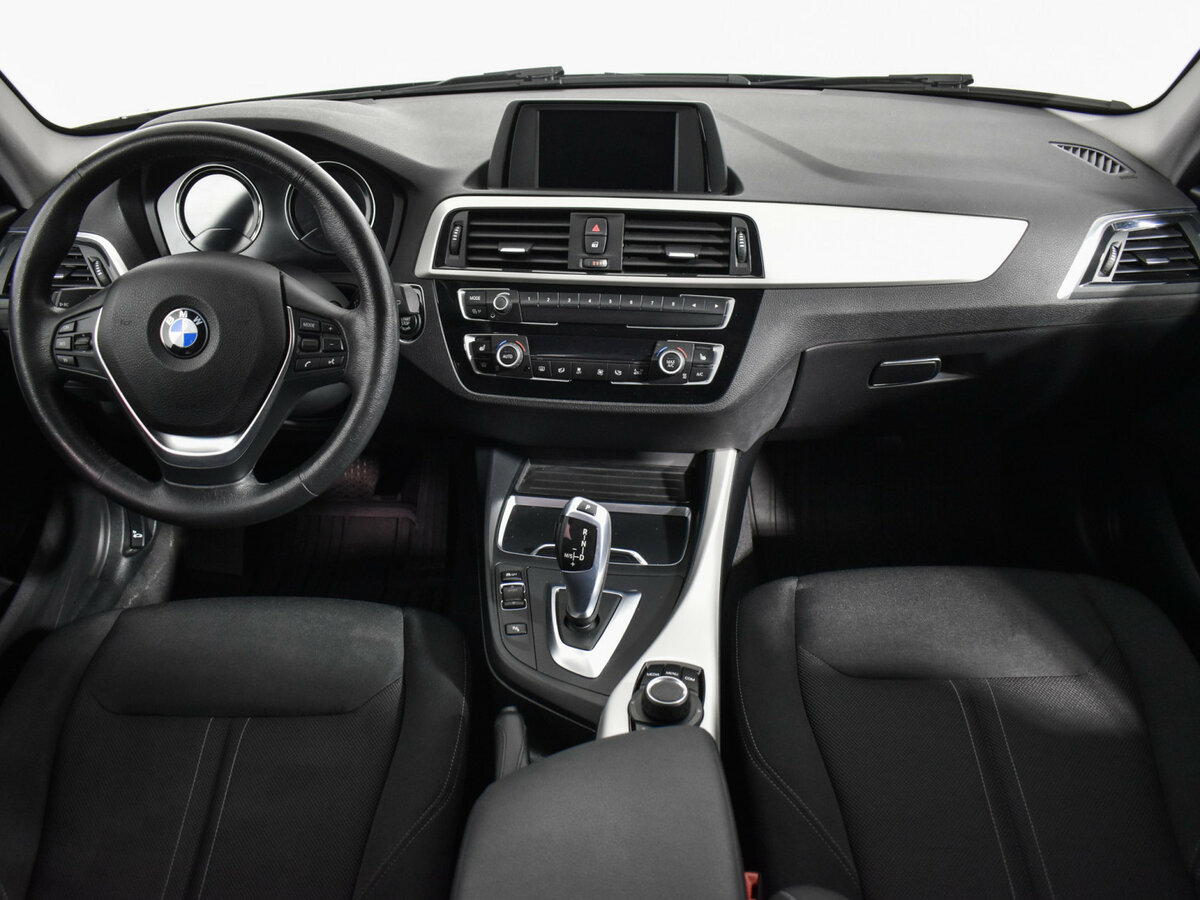 BMW 1 серии 2017 года с пробегом. Фото: #12