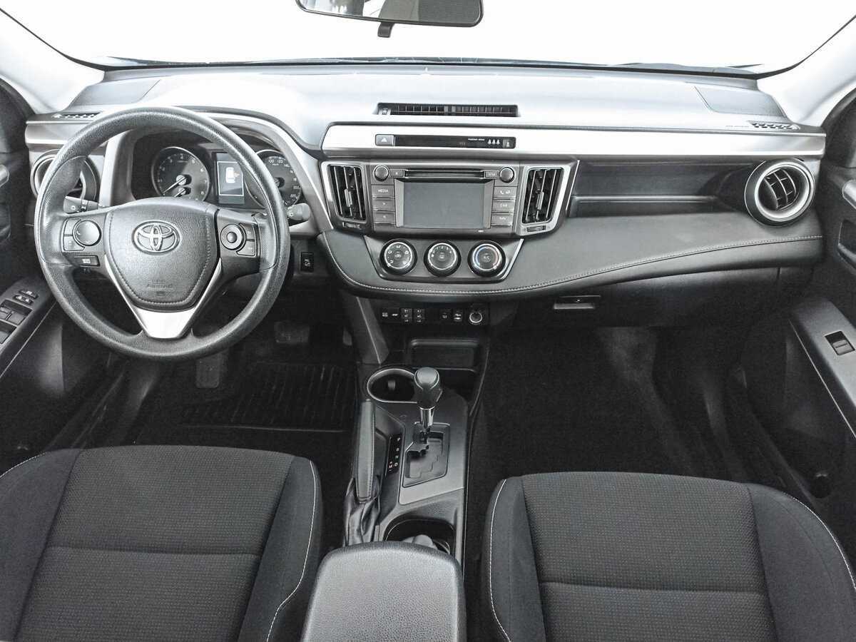 Toyota RAV4 2015 года с пробегом. Фото: #12