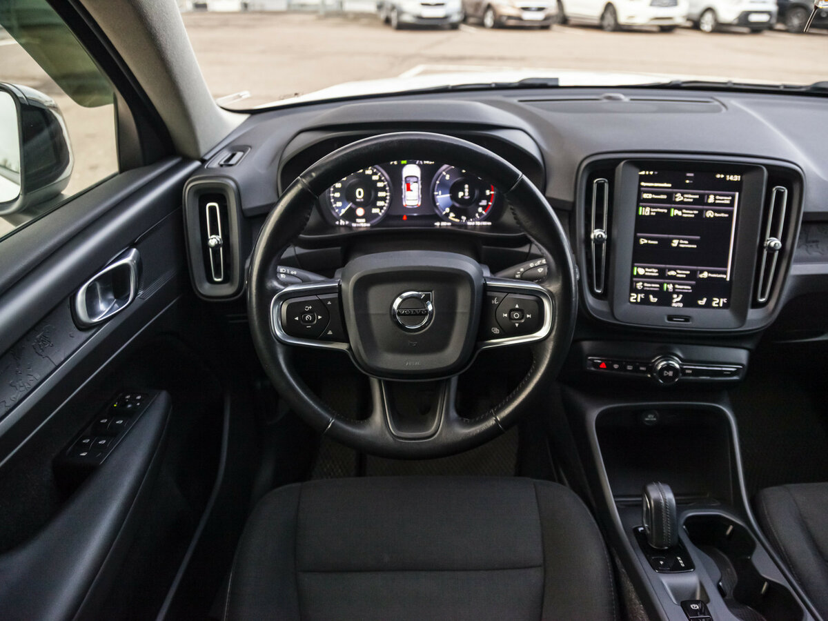 Volvo XC40 2019 года с пробегом. Фото: #13