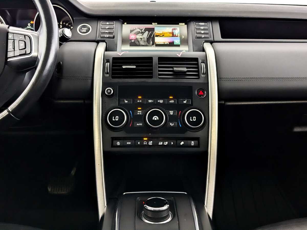 Land Rover Discovery Sport 2019 года с пробегом. Фото: #12
