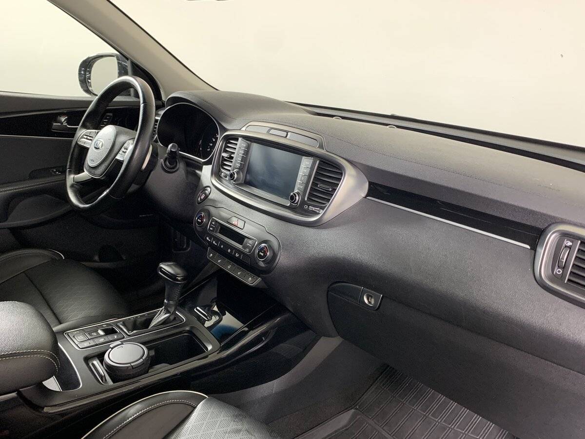 Kia Sorento 2018 года с пробегом. Фото: #12