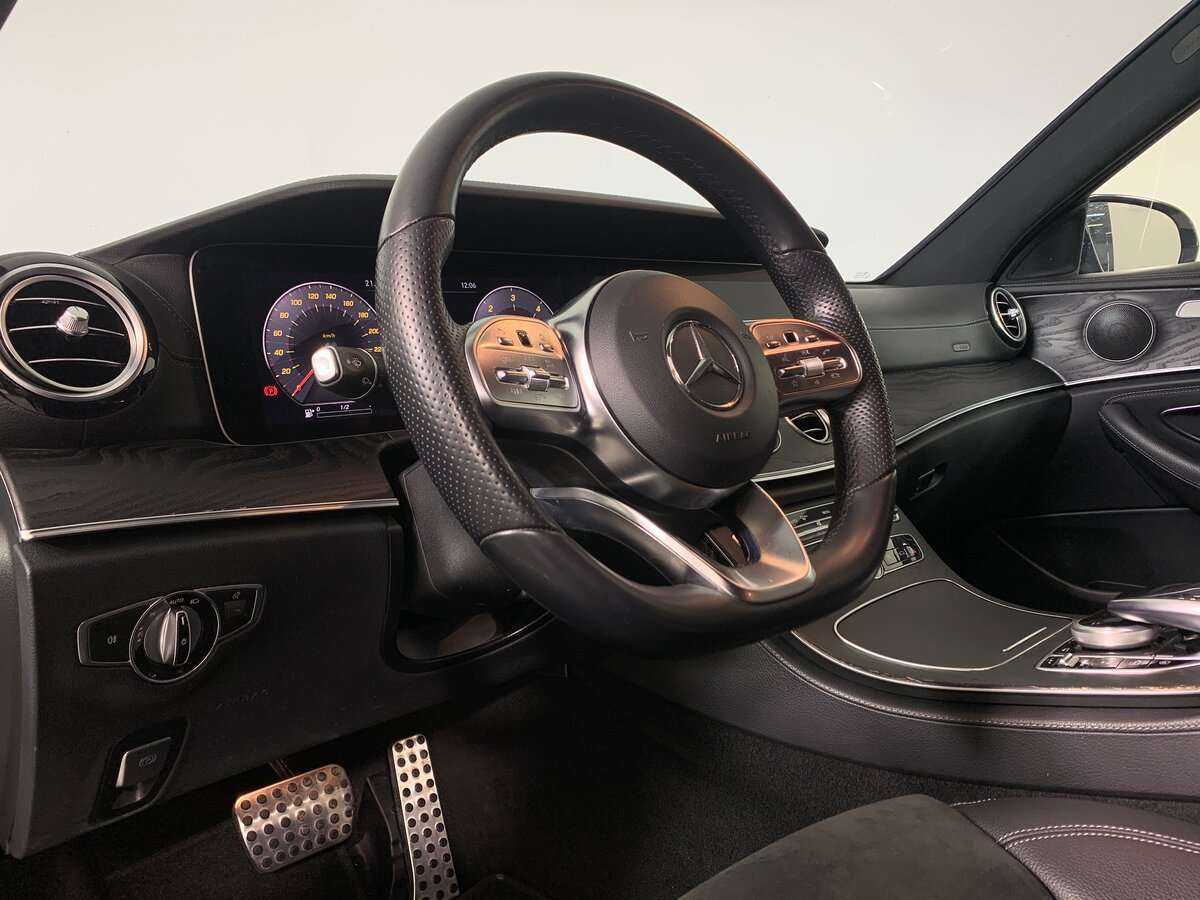 Mercedes-Benz E-Класс 2018 года с пробегом. Фото: #11