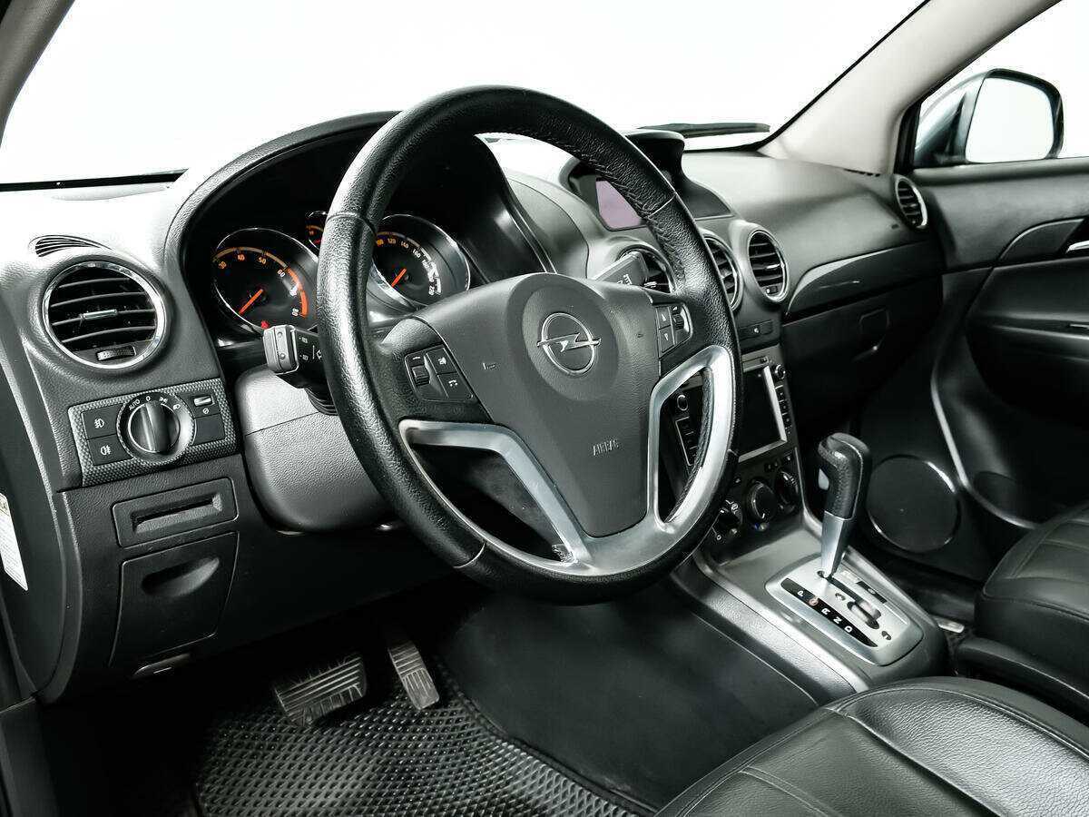 Opel Antara 2011 года с пробегом. Фото: #11