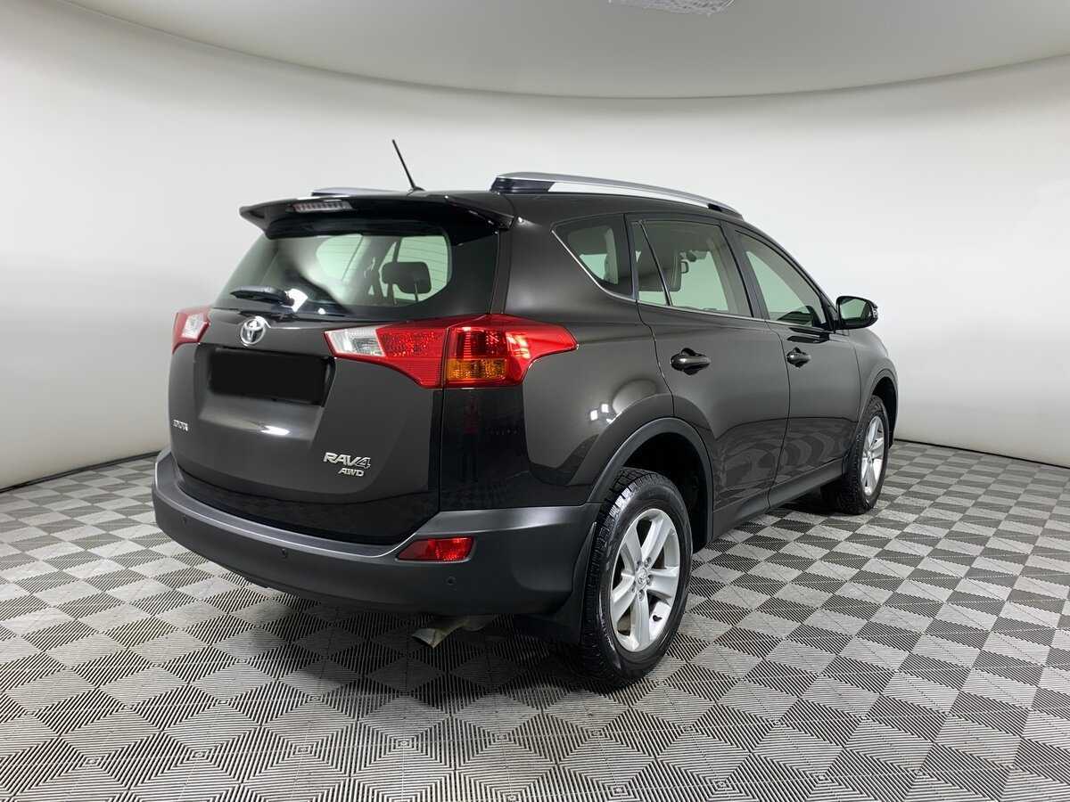 Toyota RAV4 2014 года с пробегом. Фото: #4