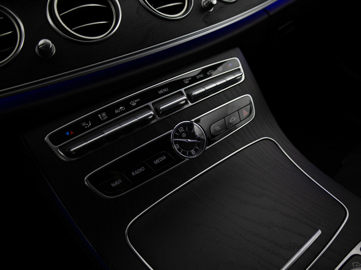 Mercedes-Benz E-Класс 2018 года с пробегом. Фото: #6