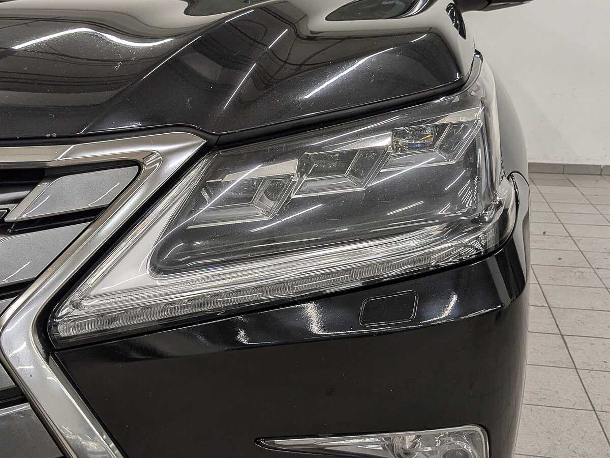 Lexus LX 2018 года с пробегом. Фото: #10