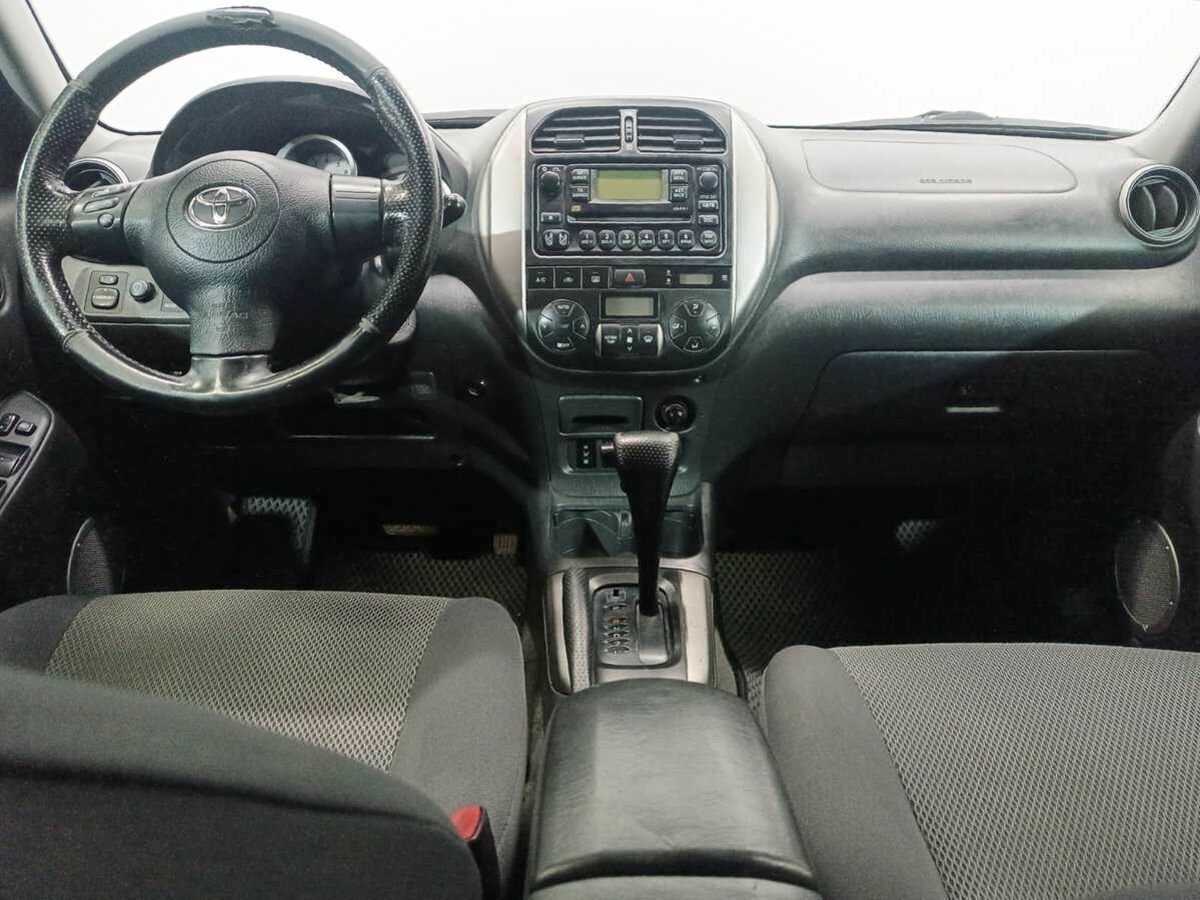 Toyota RAV4 2005 года с пробегом. Фото: #9
